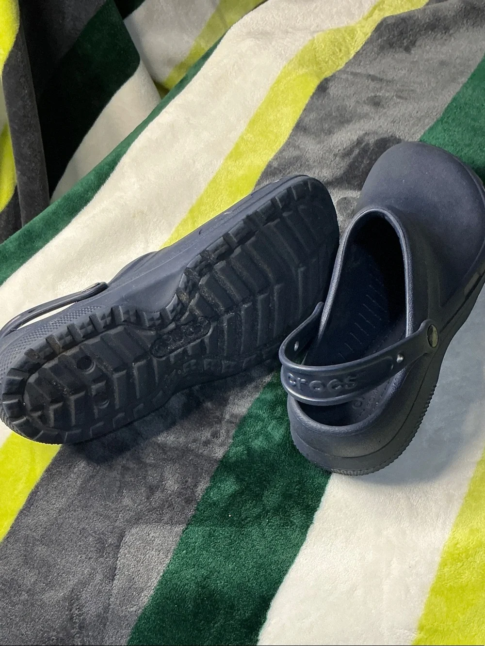 Men’s CROCS Bistro WORK Clogs-Navy Blue Size 11